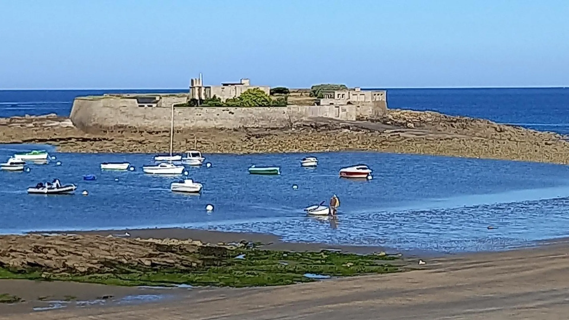 Apartment Maisonnette T2 Avec Piscine Chauffee Et Plage A 300M Le Fort-Bloque France