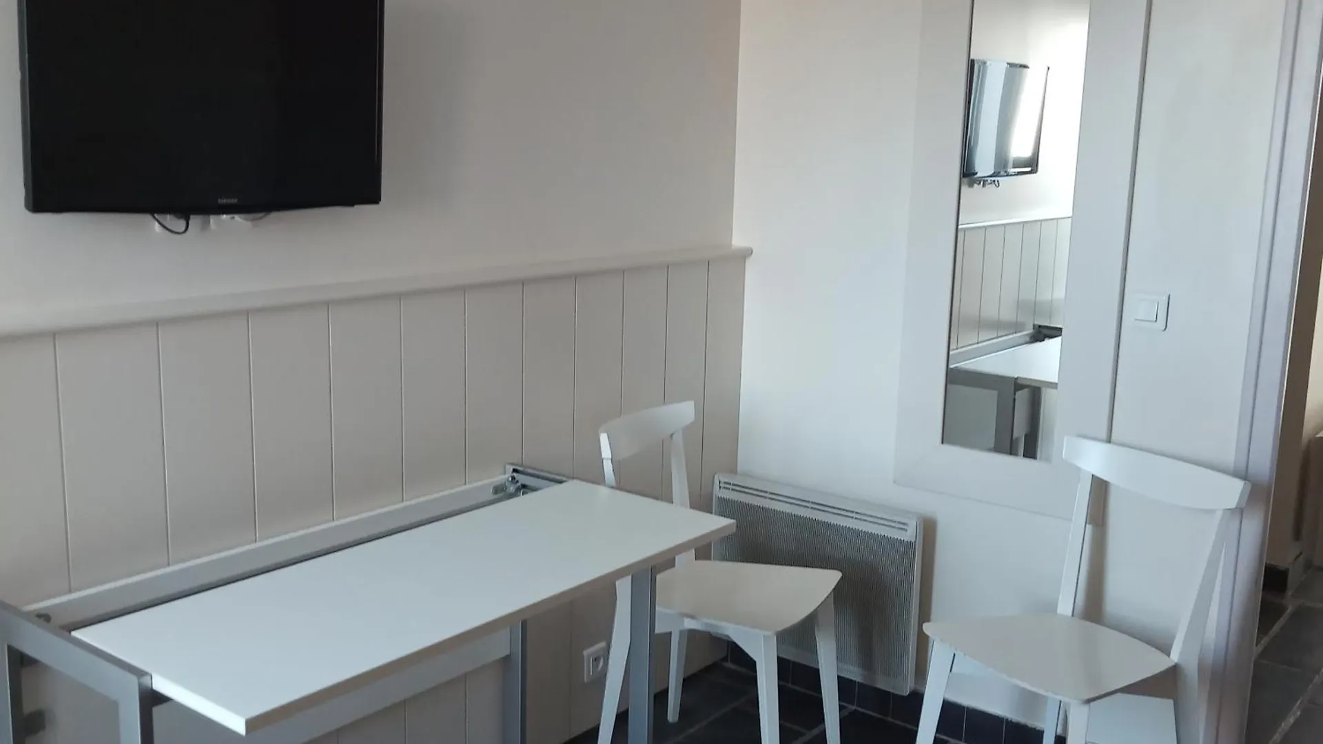 Maisonnette T2 Avec Piscine Chauffee Et Plage A 300M Le Fort-Bloque Apartment